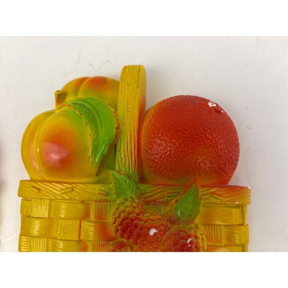 VTG 1970s Miller Studios Chalkware Fruit and Vegetable Basket Wall Hangings - Picture 7 of 16